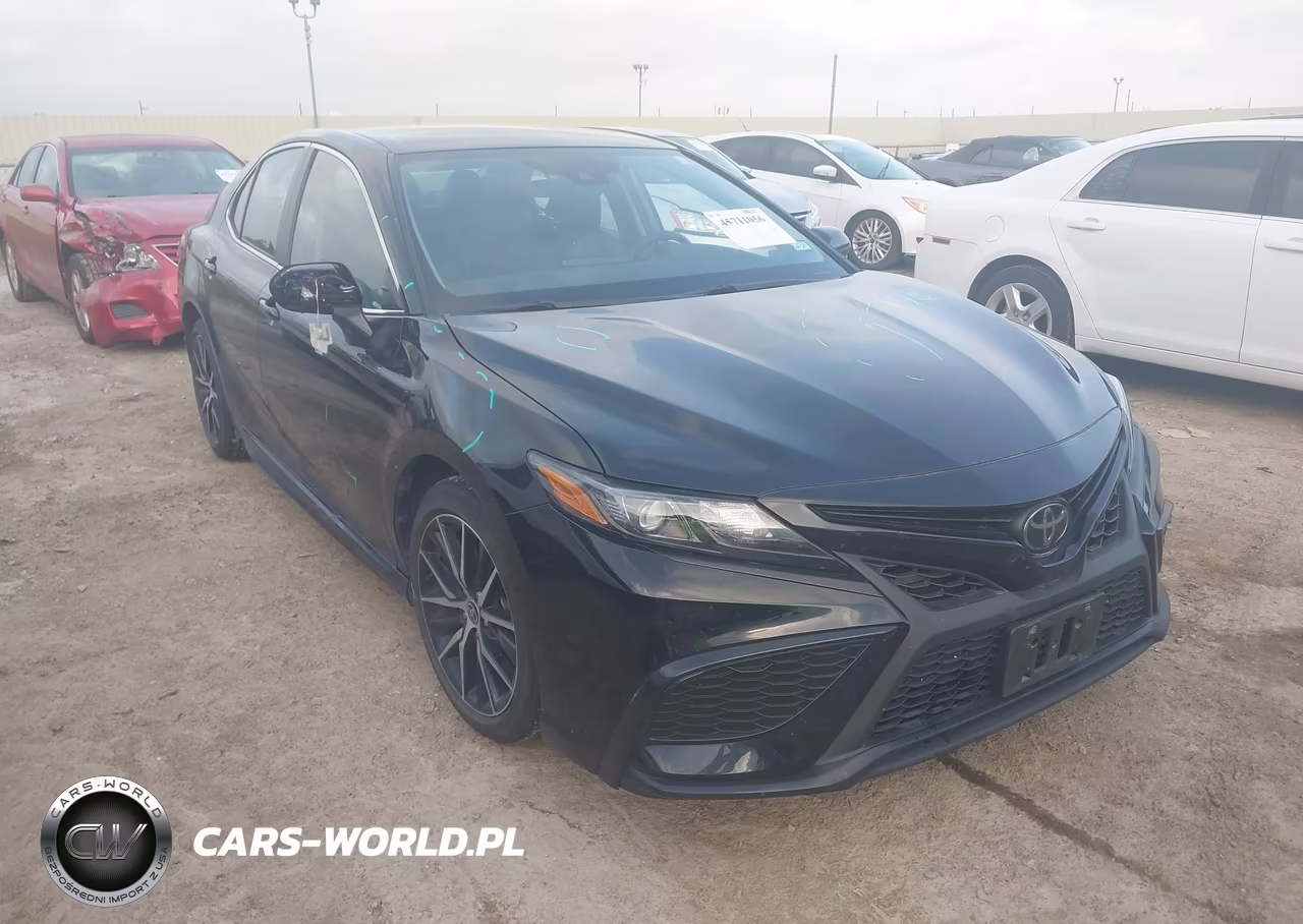 2024 Toyota Camry Se – zdjęcie 1 z 17