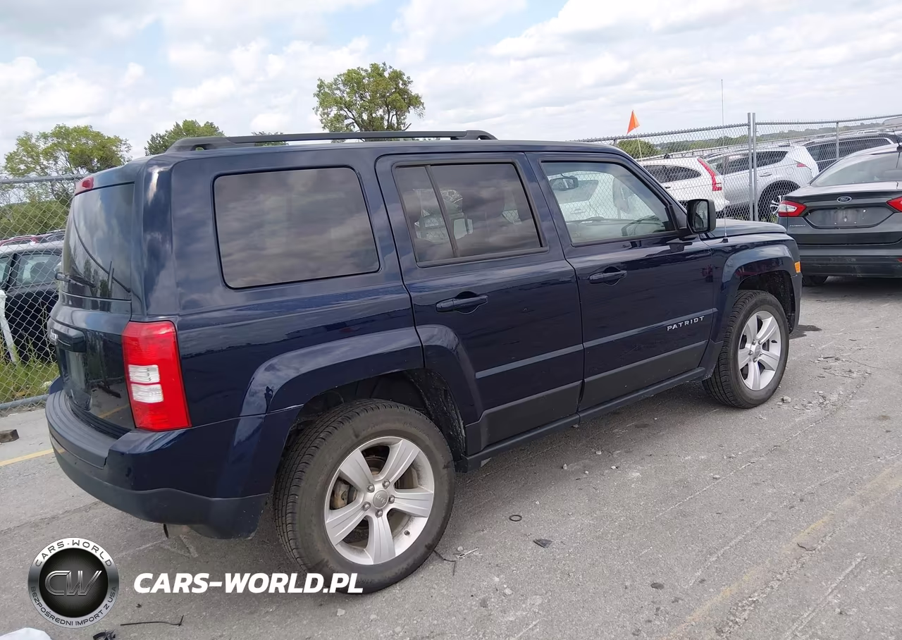 2016 Jeep Patriot Sport VIN:1C4NJRBB8GD522884 - 4