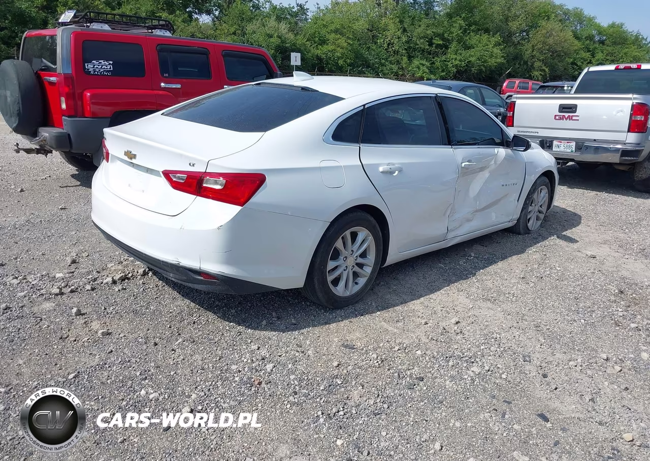 2016 Chevrolet Malibu 1Lt VIN:1G1ZE5ST5GF348843 - 4