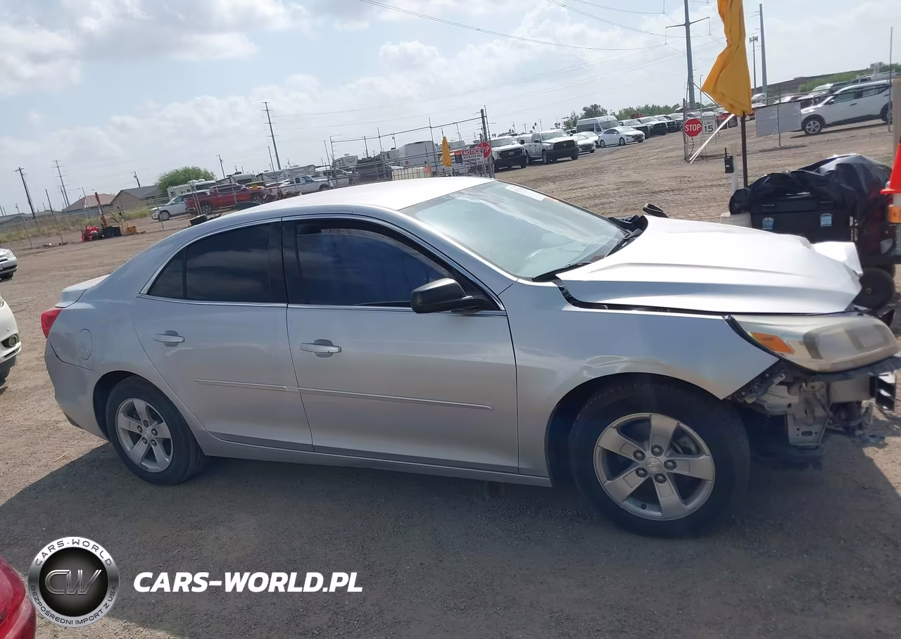 2015 Chevrolet Malibu Ls VIN:1G11B5SL2FF283941 - 14