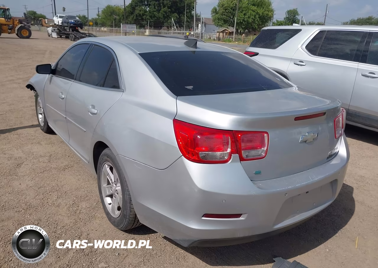 2015 Chevrolet Malibu Ls VIN:1G11B5SL2FF283941 - 3