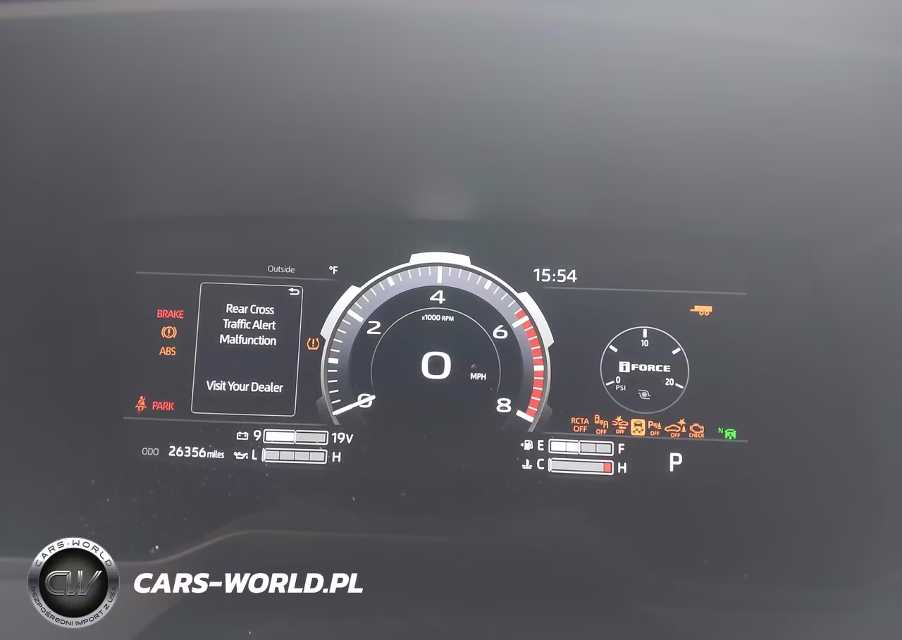 2025 Toyota Tundra Limited VIN:5TFJA5DB1SX303230 - 7