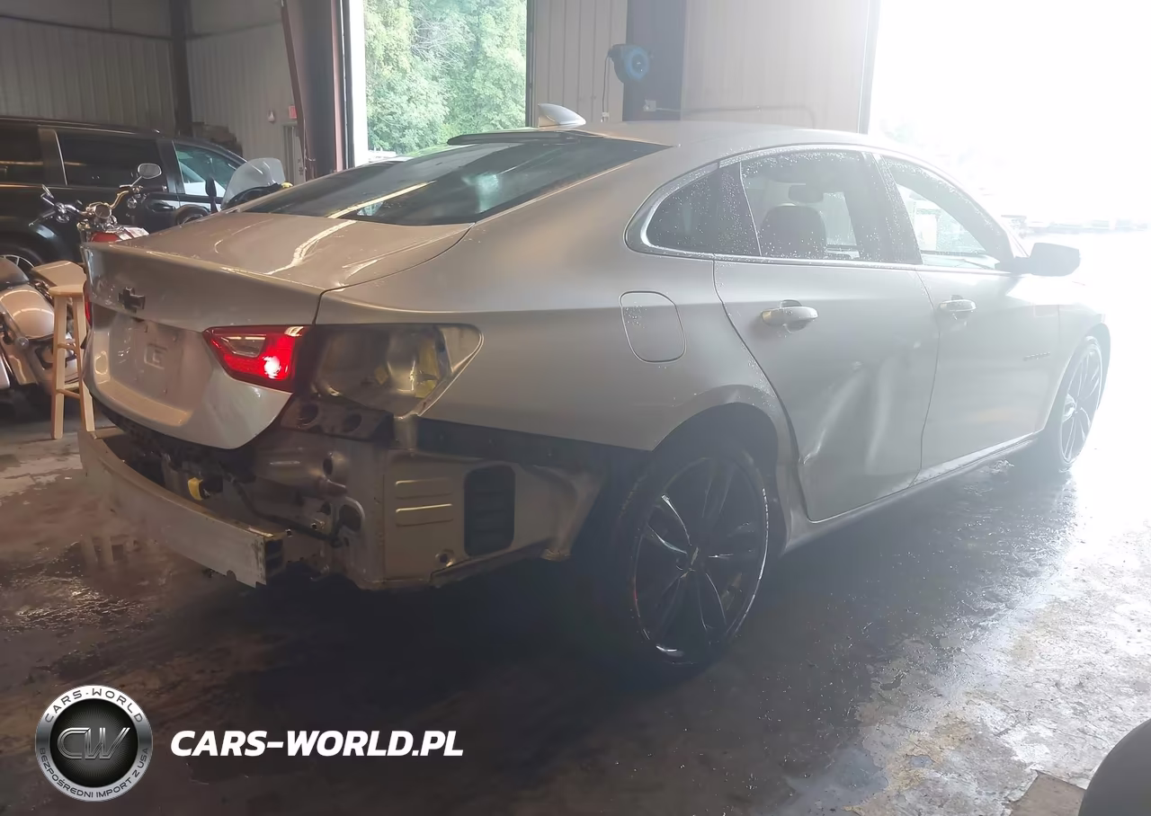 2018 Chevrolet Malibu Lt VIN:1G1ZD5ST4JF162995 - 4