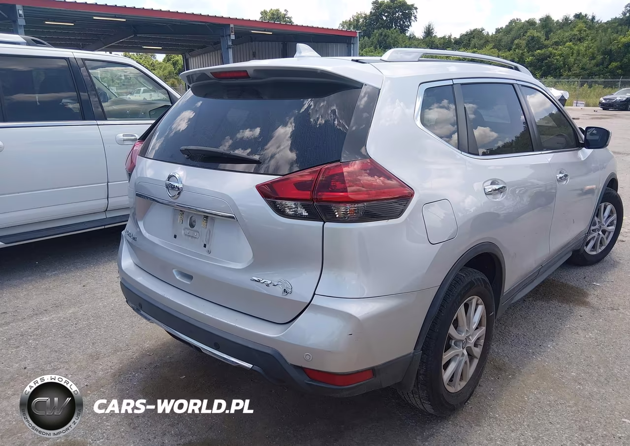 2020 Nissan Rogue Sv Fwd VIN:5N1AT2MT4LC748888 - 4