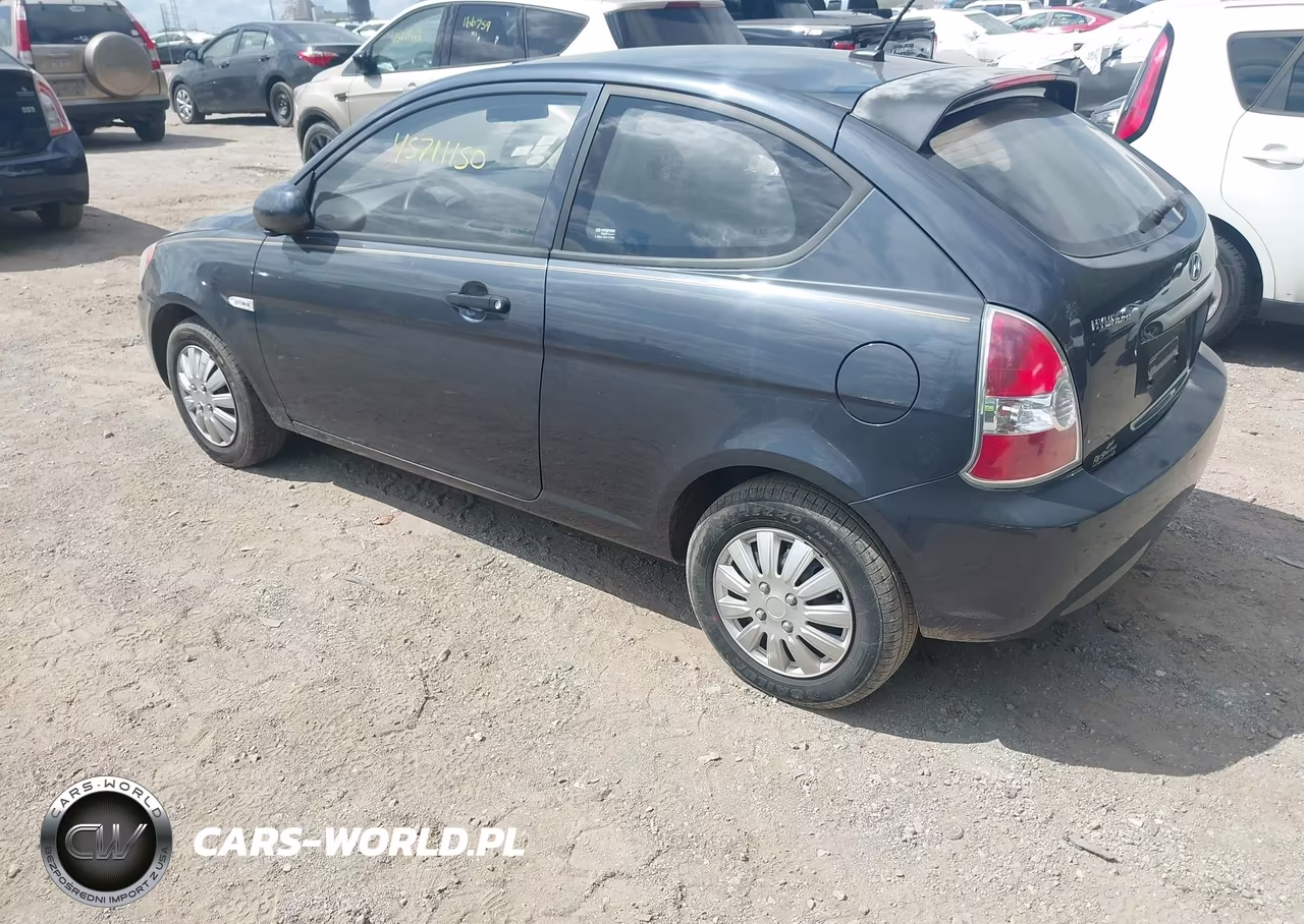 2010 Hyundai Accent Gs VIN:KMHCM3AC0AU166956 - 3