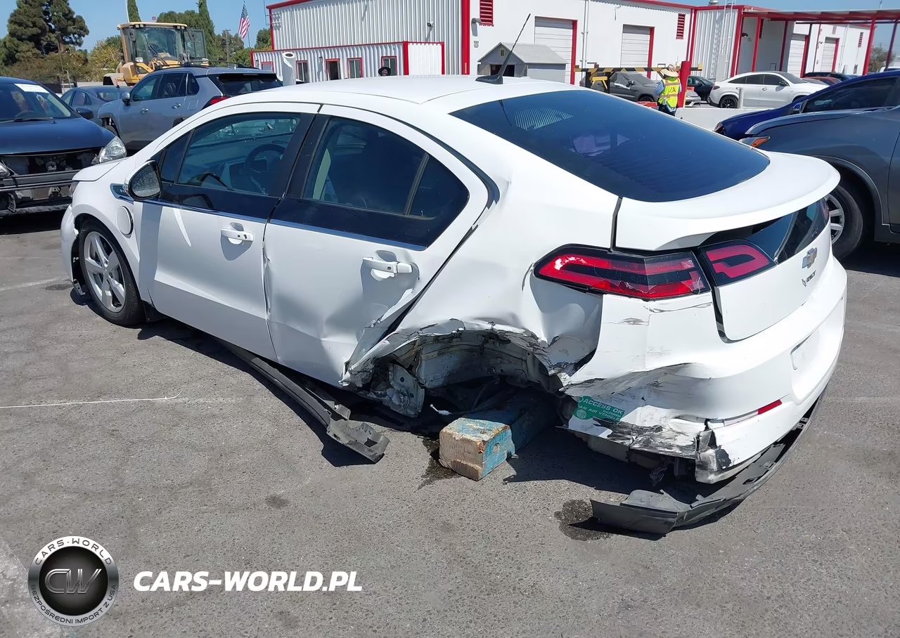 2013 Chevrolet Volt VIN:1G1RE6E42DU141425 - 3
