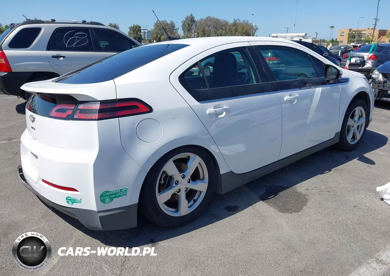 2013 Chevrolet Volt VIN:1G1RE6E42DU141425 - 4