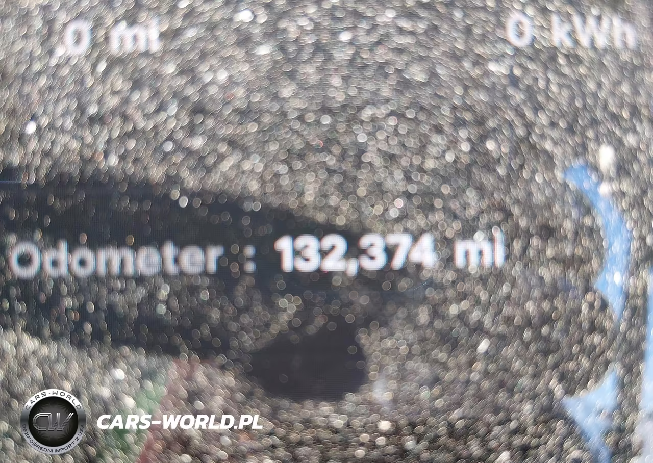 2018 Tesla Model 3 Long Range-Mid Range VIN:5YJ3E1EA2JF060709 - 15