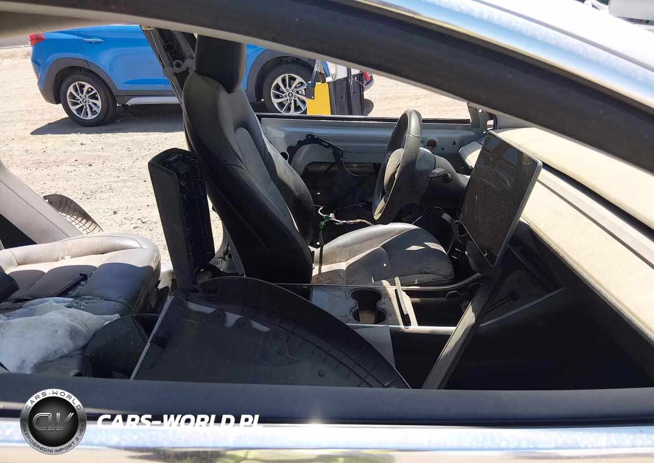 2018 Tesla Model 3 Long Range-Mid Range VIN:5YJ3E1EA2JF060709 - 5