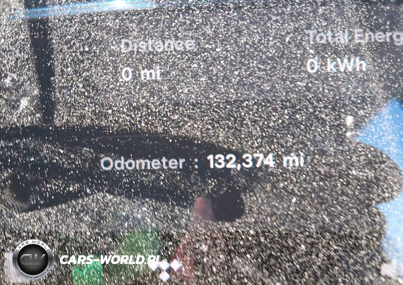 2018 Tesla Model 3 Long Range-Mid Range VIN:5YJ3E1EA2JF060709 - 7
