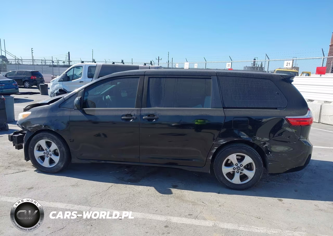 2018 Toyota Sienna L 7 Passenger VIN:5TDZZ3DC3JS964268 - 15