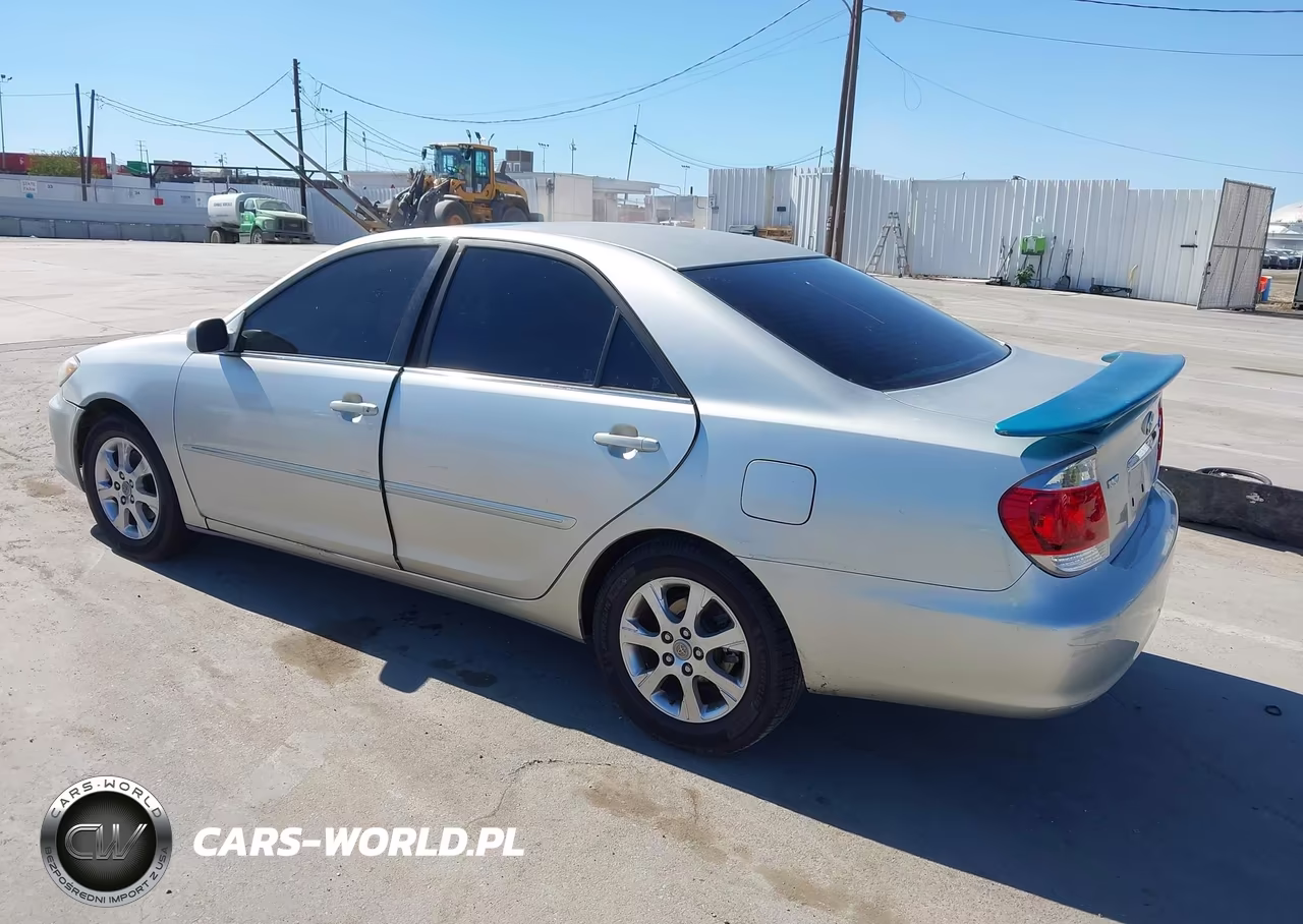 2005 Toyota Camry Xle V6 VIN:JTDBF32K950166175 - 3