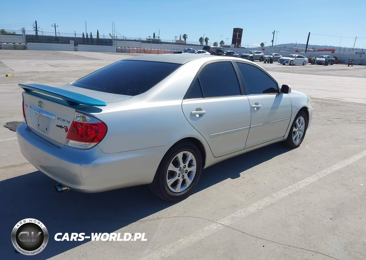 2005 Toyota Camry Xle V6 VIN:JTDBF32K950166175 - 4