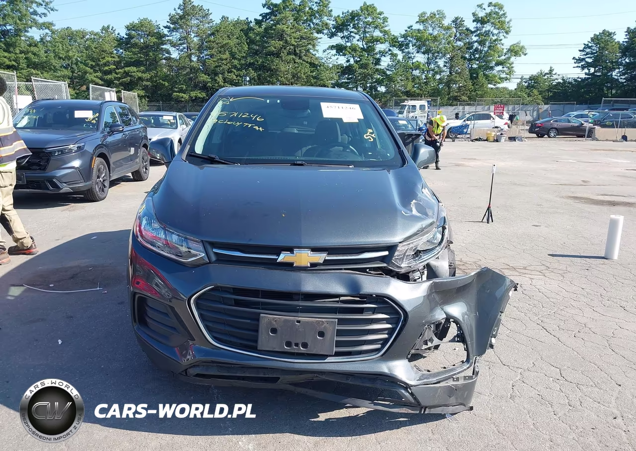 2019 Chevrolet Trax Ls VIN:3GNCJKSB2KL166604 - 13