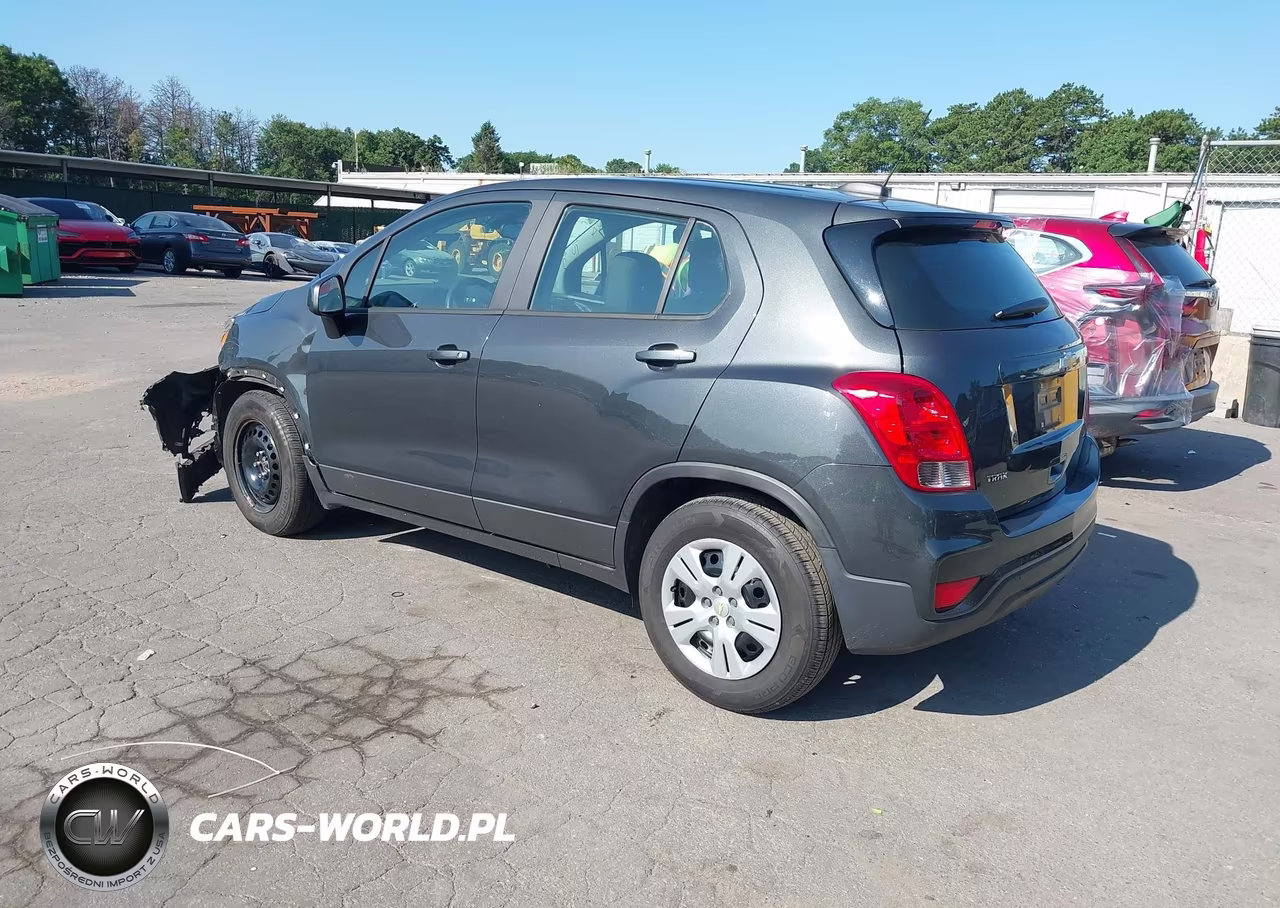 2019 Chevrolet Trax Ls VIN:3GNCJKSB2KL166604 - 3
