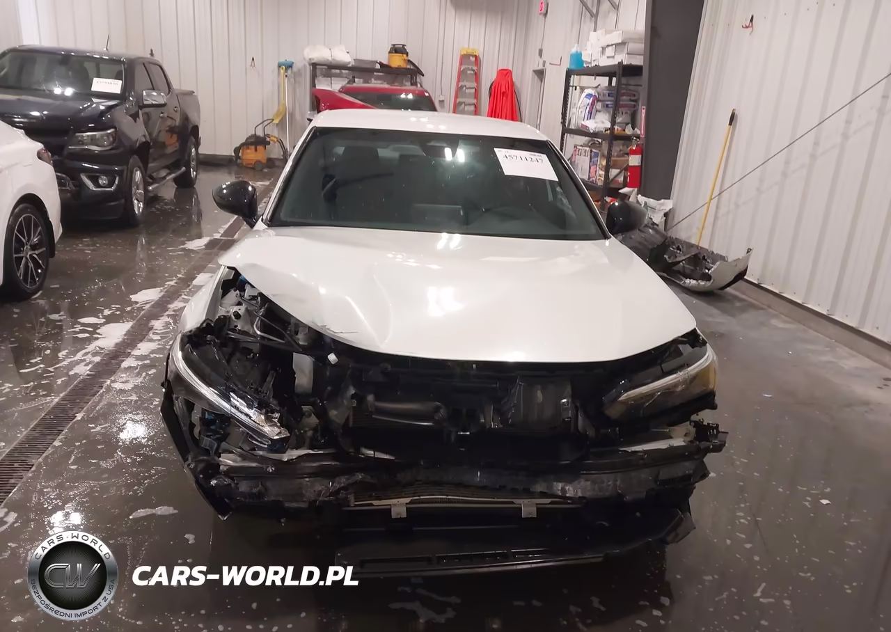 2025 Honda Civic Sport VIN:2HGFE2F56SH554038 - 13