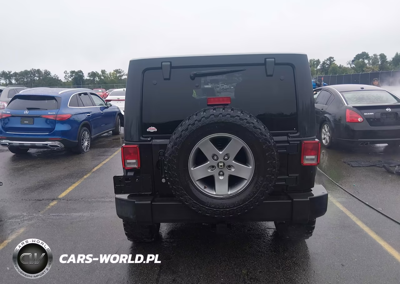 2012 Jeep Wrangler Unlimited Rubicon VIN:1C4BJWFG5CL108064 - 17