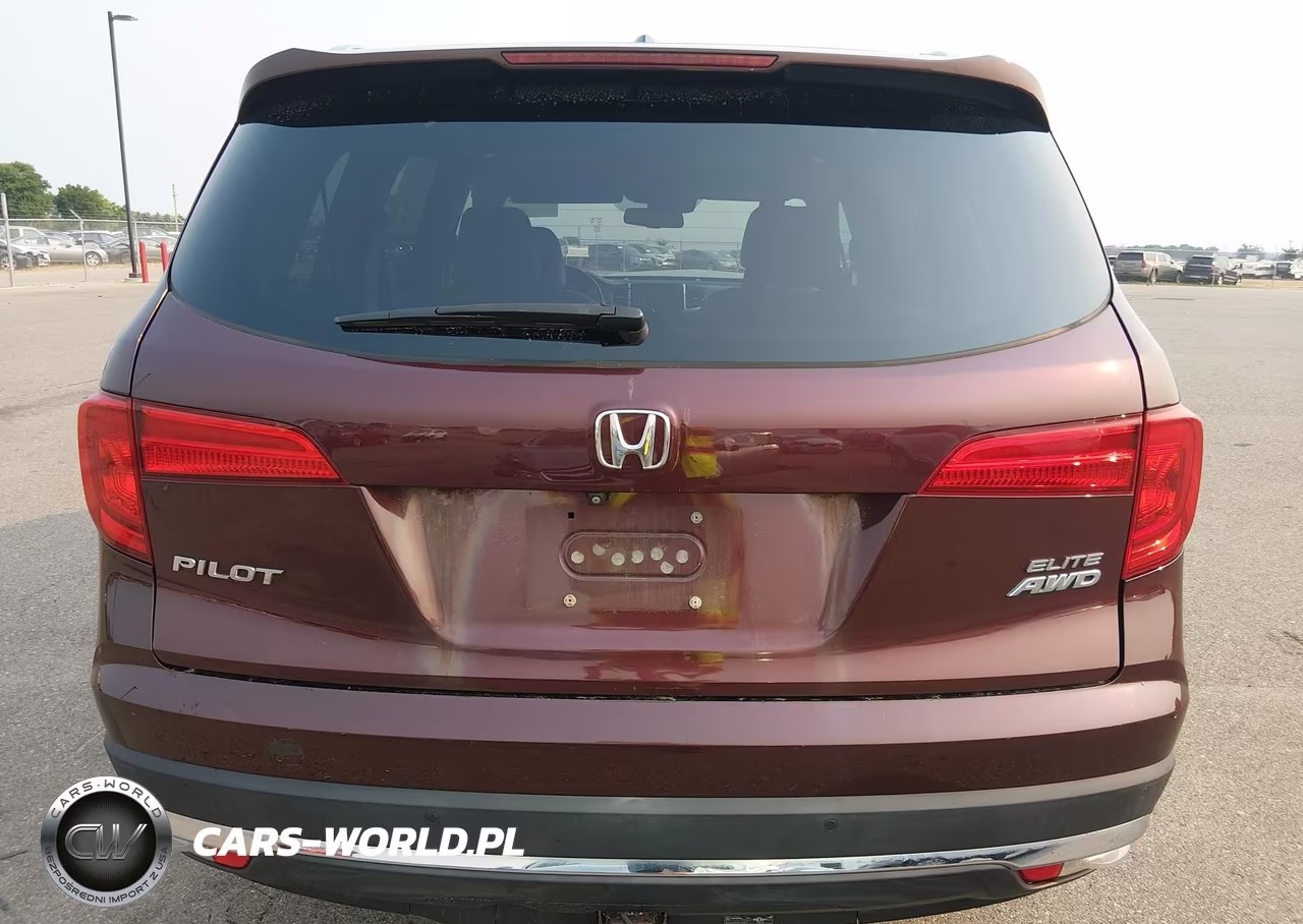 2016 Honda Pilot Elite VIN:5FNYF6H06GB036991 - 16