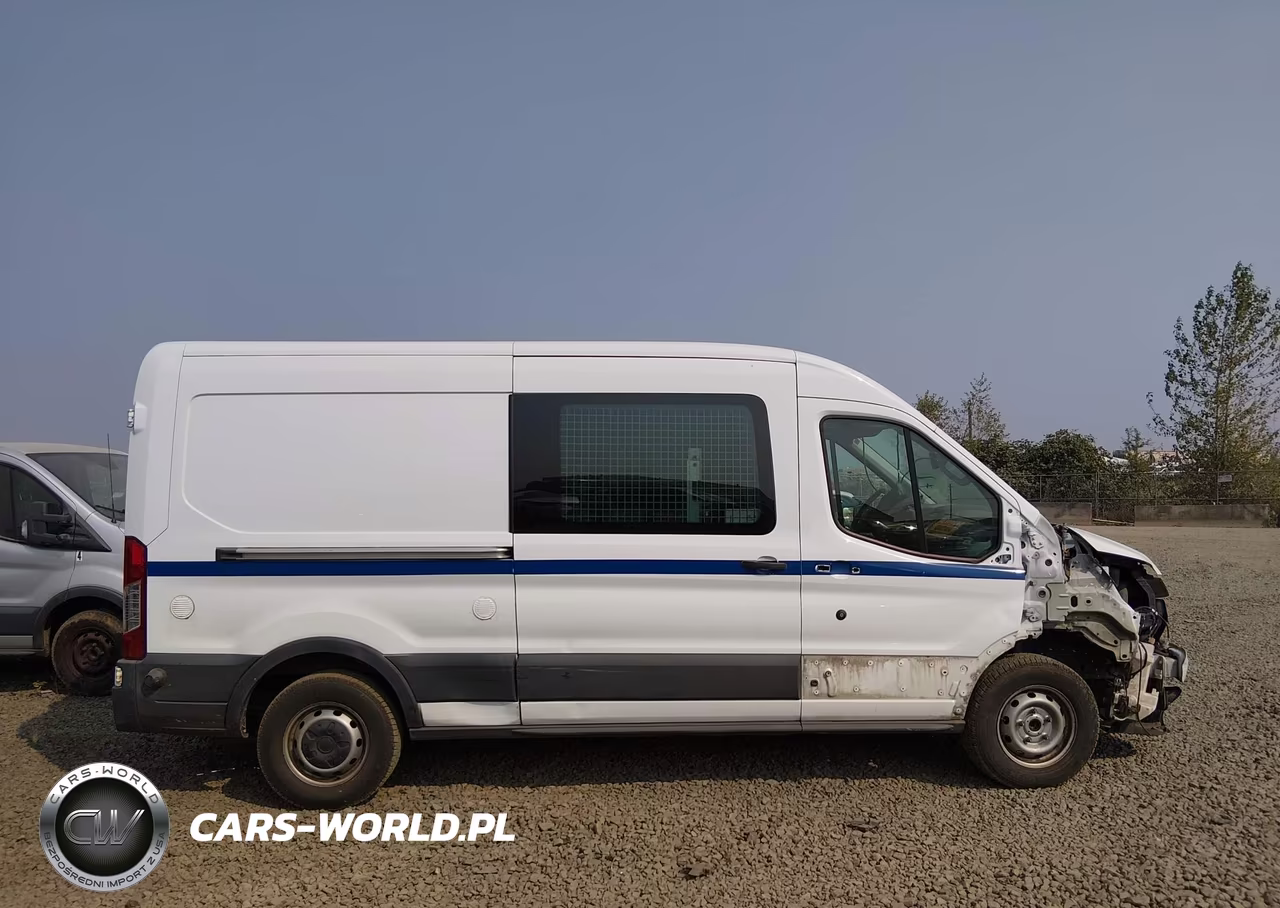 2018 Ford Transit-350 VIN:1FTBW2CM5JKB35837 - 19