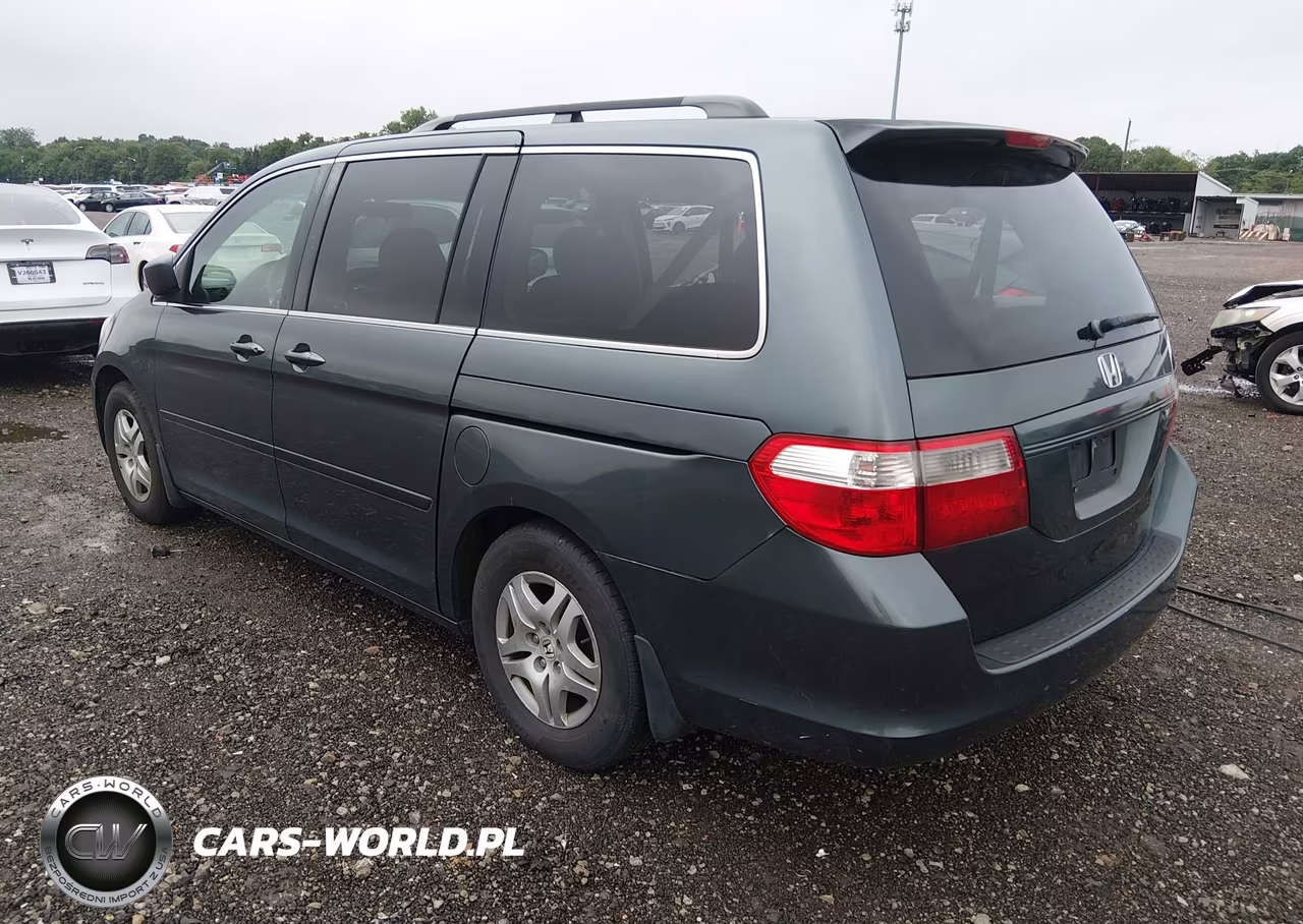 2005 Honda Odyssey Ex VIN:5FNRL38445B116446 - 3