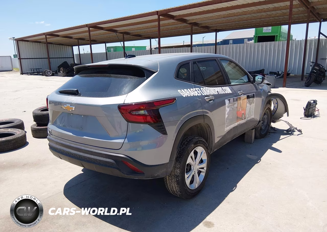 2026 Chevrolet Trax Fwd Ls VIN:KL77LFEP4TC030326 - 4
