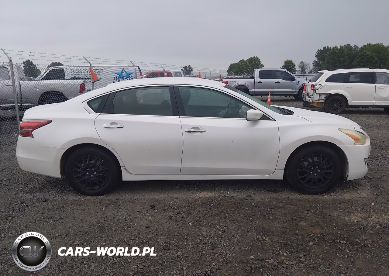 2013 Nissan Altima 2.5 S VIN:1N4AL3AP0DC272213 - 13