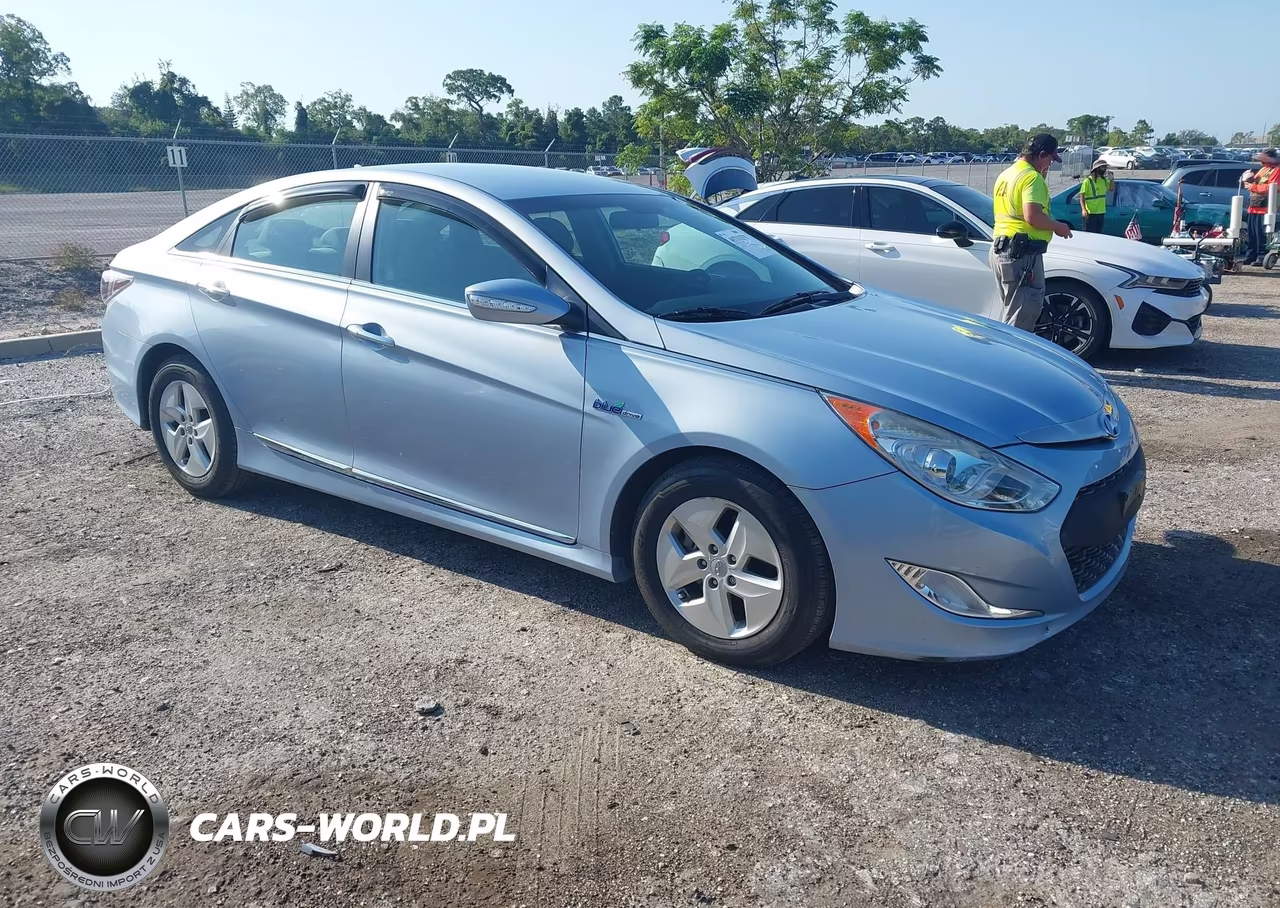 2011 Hyundai Sonata Hybrid VIN:KMHEC4A4XBA001509 - 1