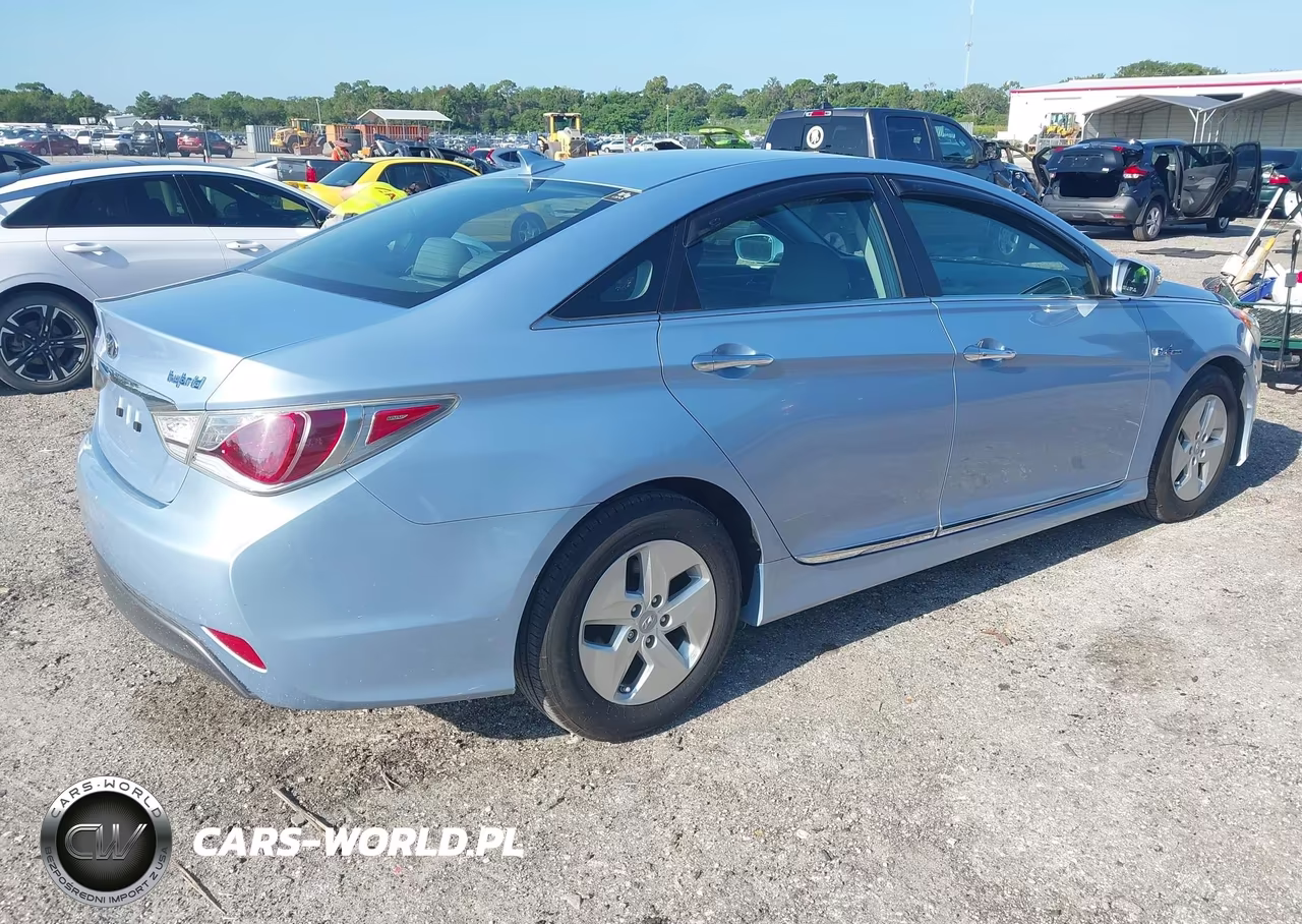2011 Hyundai Sonata Hybrid VIN:KMHEC4A4XBA001509 - 4