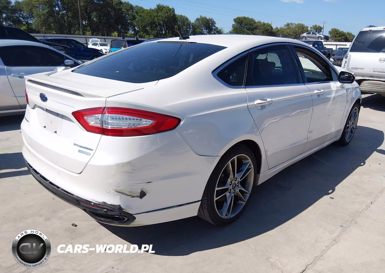 2015 Ford Fusion Titanium VIN:3FA6P0K95FR213381 - 4