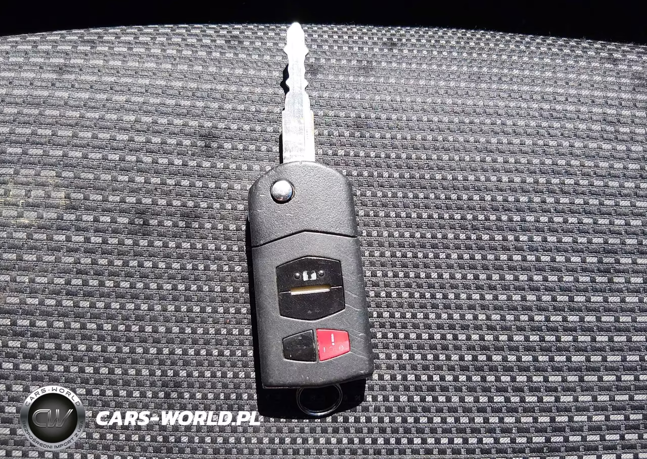 2012 Mazda Mazda3 I Touring VIN:JM1BL1V8XC1568372 - 11