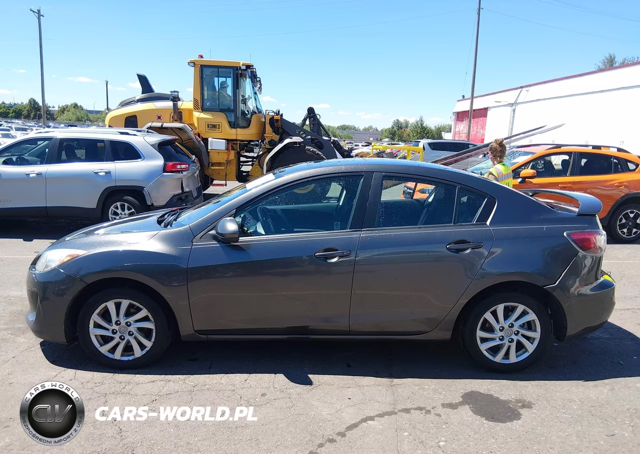 2012 Mazda Mazda3 I Touring VIN:JM1BL1V8XC1568372 - 14