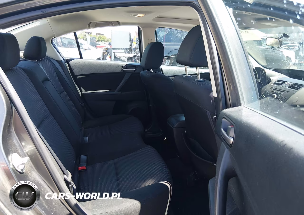 2012 Mazda Mazda3 I Touring VIN:JM1BL1V8XC1568372 - 8