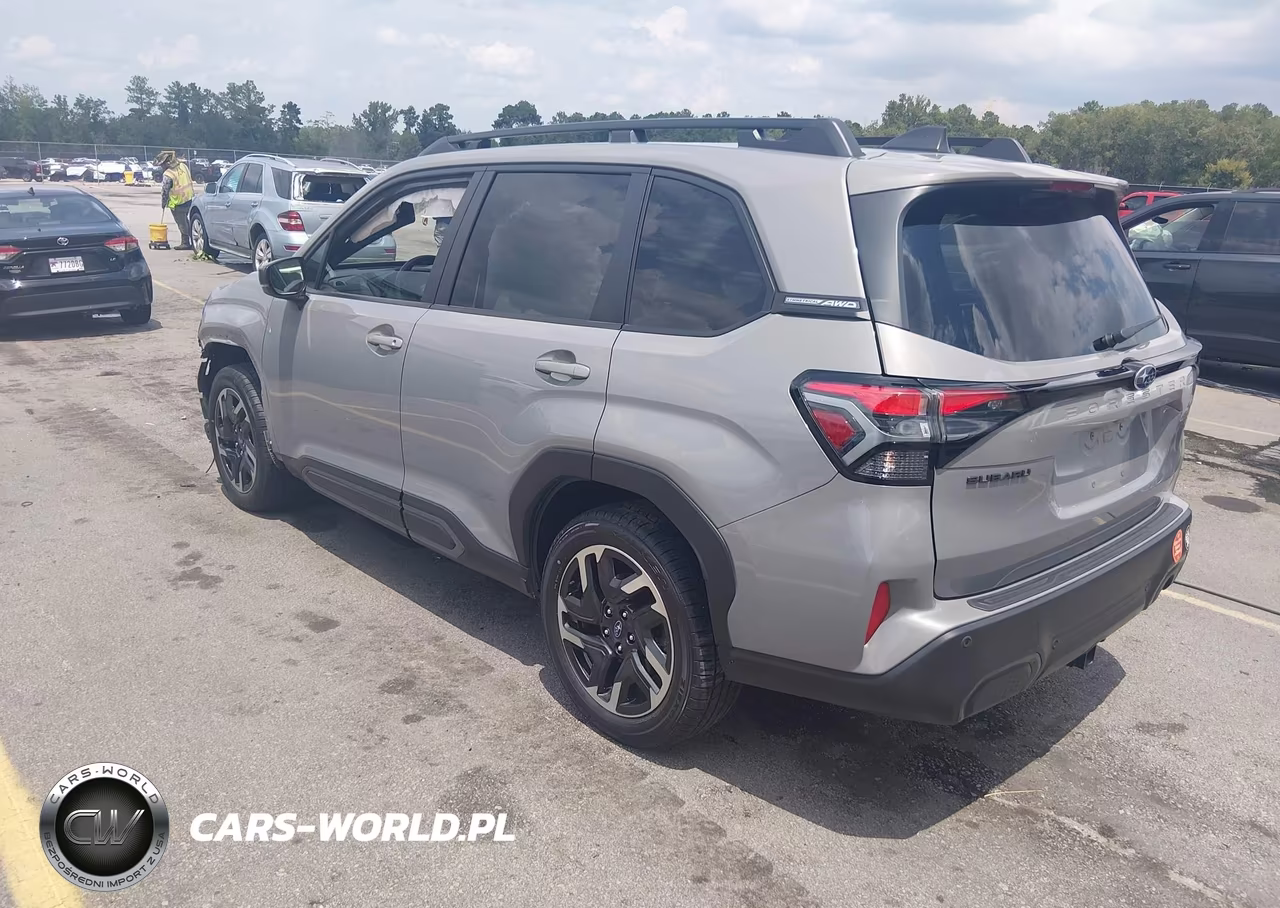2025 Subaru Forester Limited VIN:JF2SLDRC9SH532454 - 3