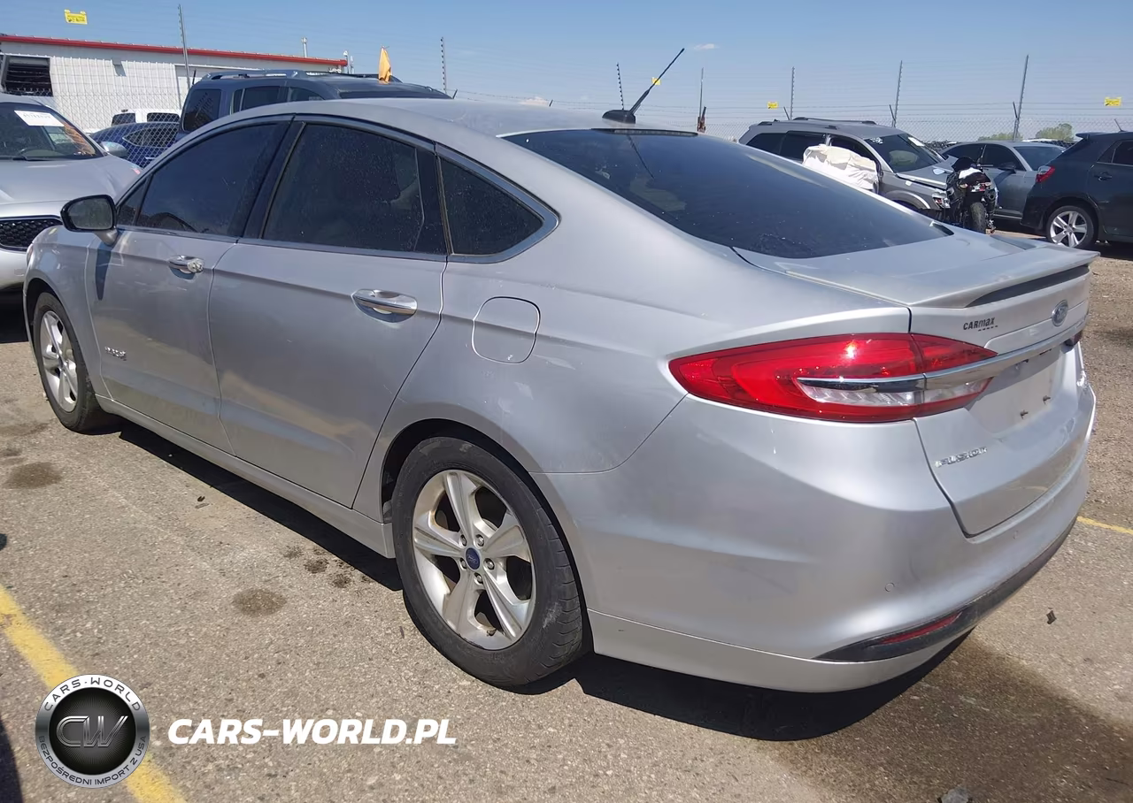 2017 Ford Fusion Hybrid Titanium VIN:3FA6P0RU7HR360511 - 3