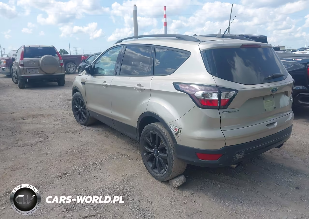 2018 Ford Escape Se VIN:1FMCU9GD3JUD27609 - 3