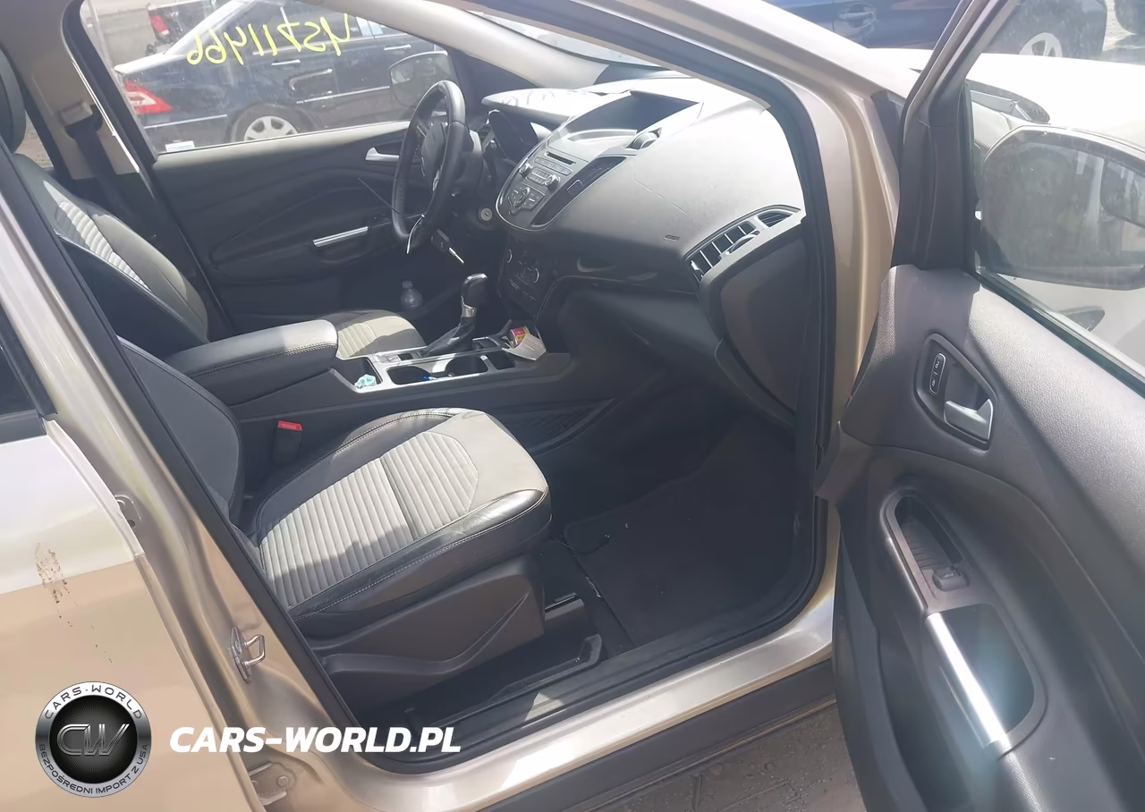 2018 Ford Escape Se VIN:1FMCU9GD3JUD27609 - 5