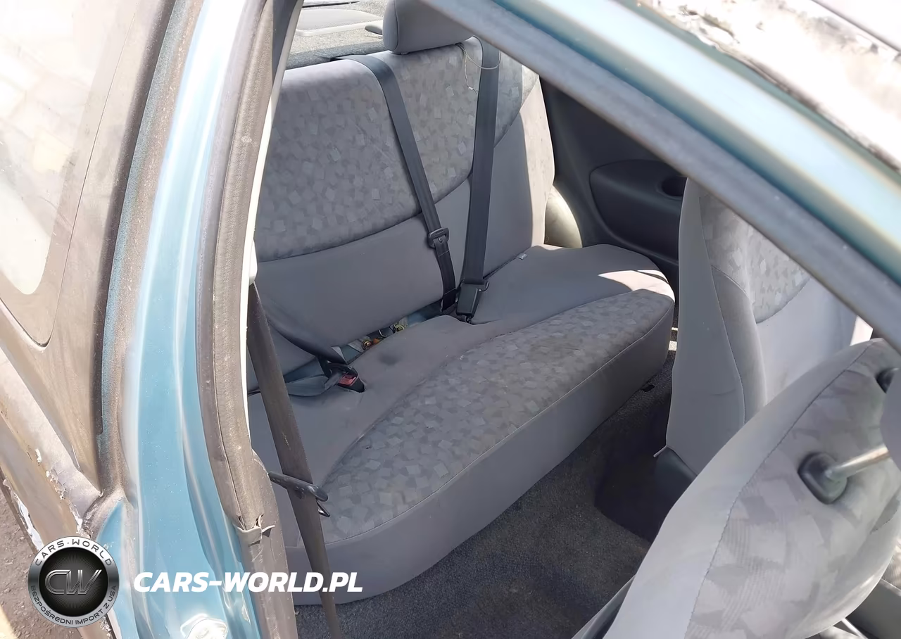 2002 Toyota Echo VIN:JTDAT123X20207409 - 8