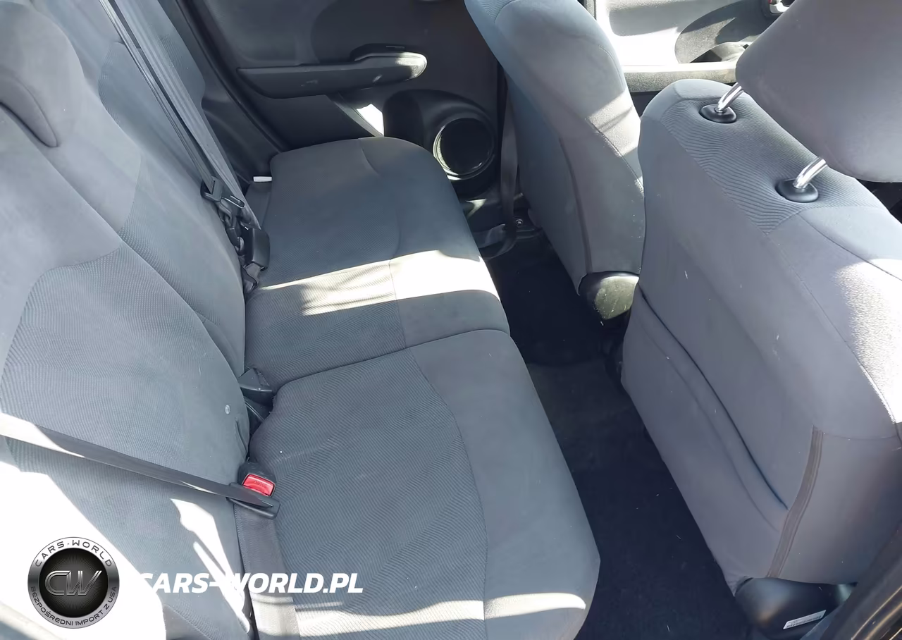 2012 Honda Fit VIN:JHMGE8H31CS002621 - 8