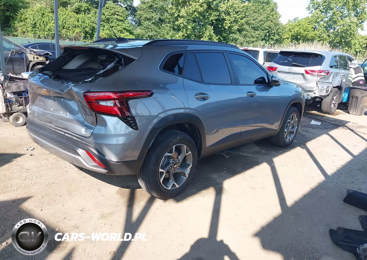 2025 Chevrolet Trax Fwd Lt VIN:KL77LHEP2SC263079 - 4