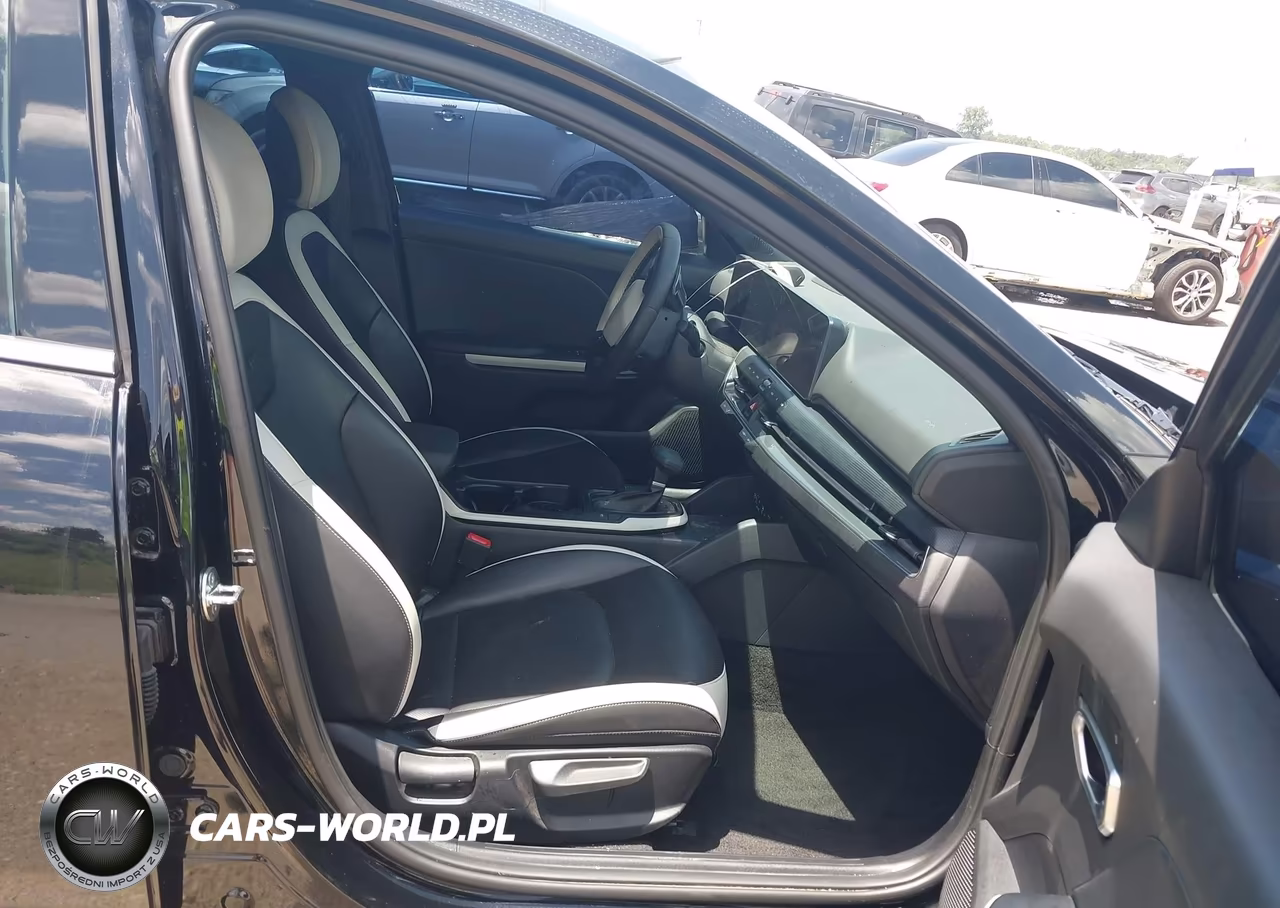 2026 Kia K4 Gt-Line VIN:3KPFW4DEXTE299563 - 5