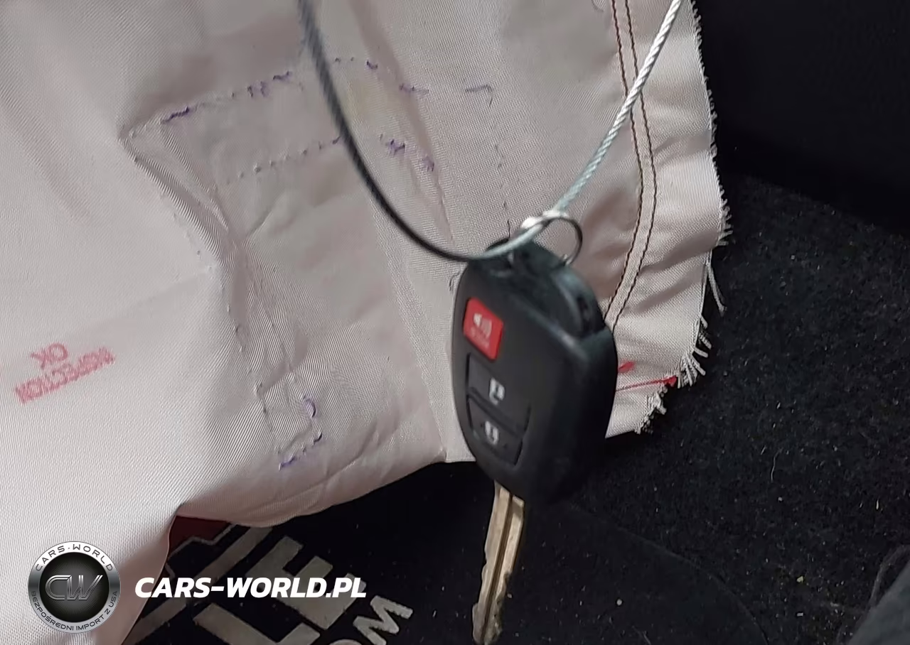 2018 Toyota Rav4 Le VIN:JTMZFREV0JJ154590 - 11