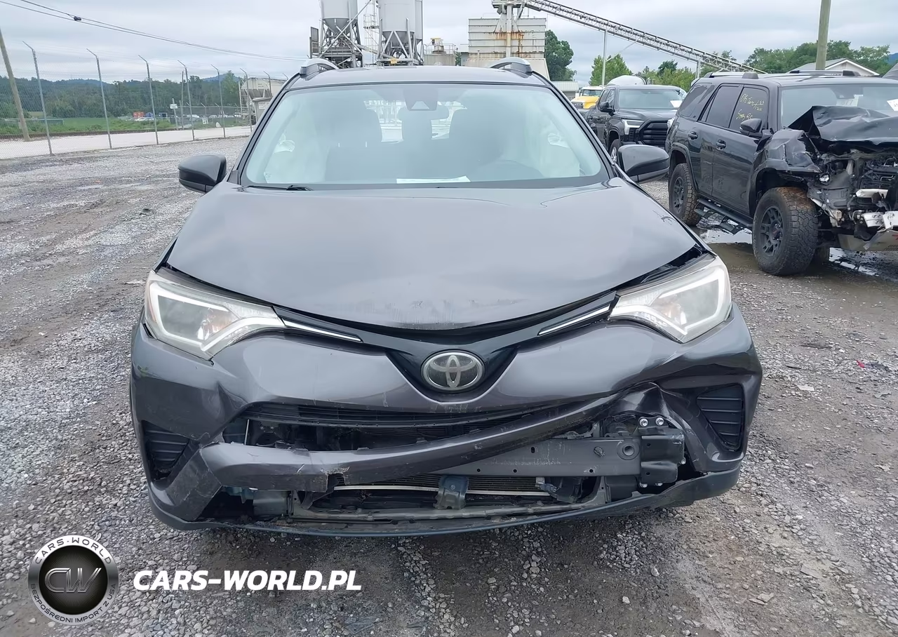 2018 Toyota Rav4 Le VIN:JTMZFREV0JJ154590 - 12