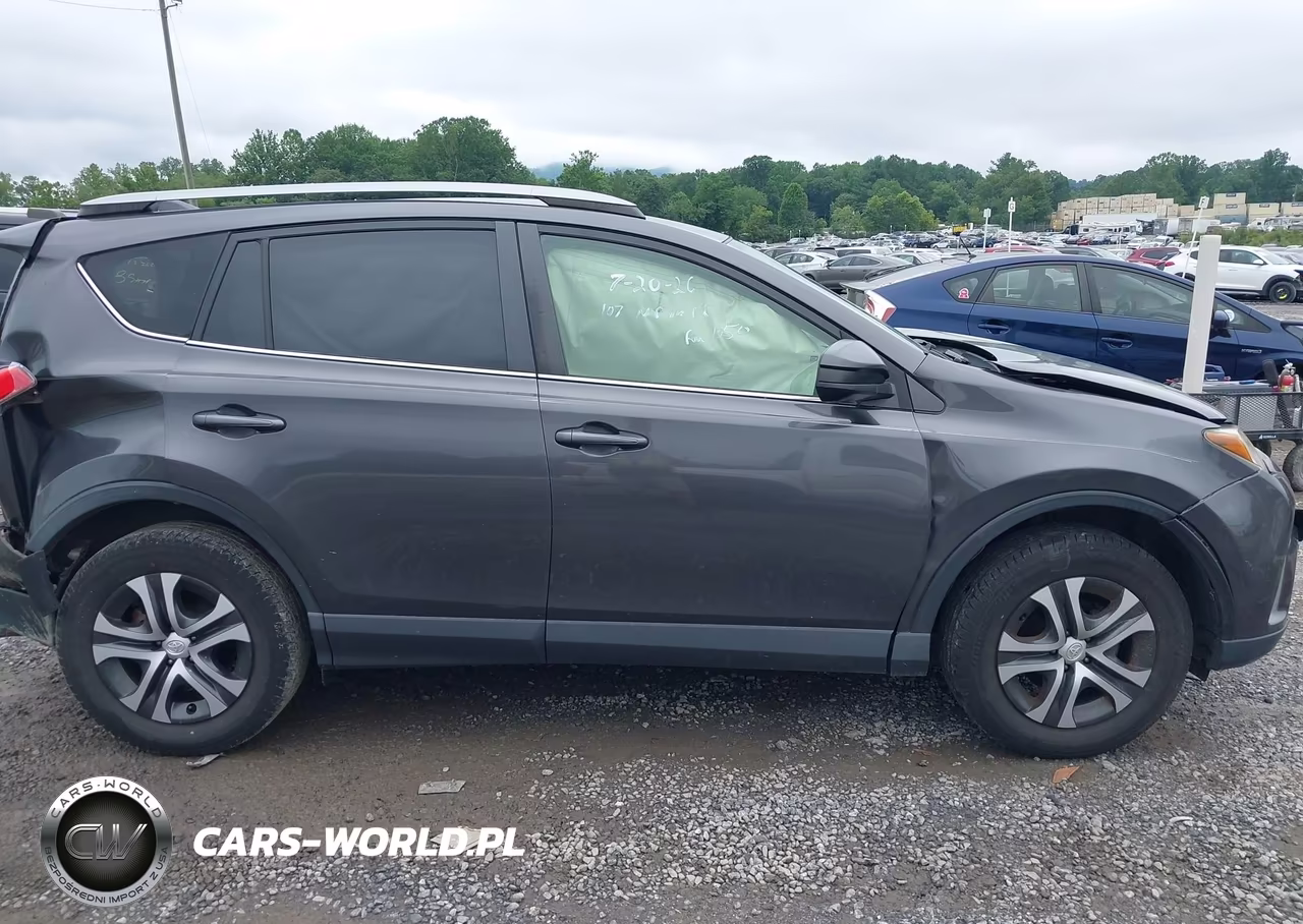 2018 Toyota Rav4 Le VIN:JTMZFREV0JJ154590 - 13