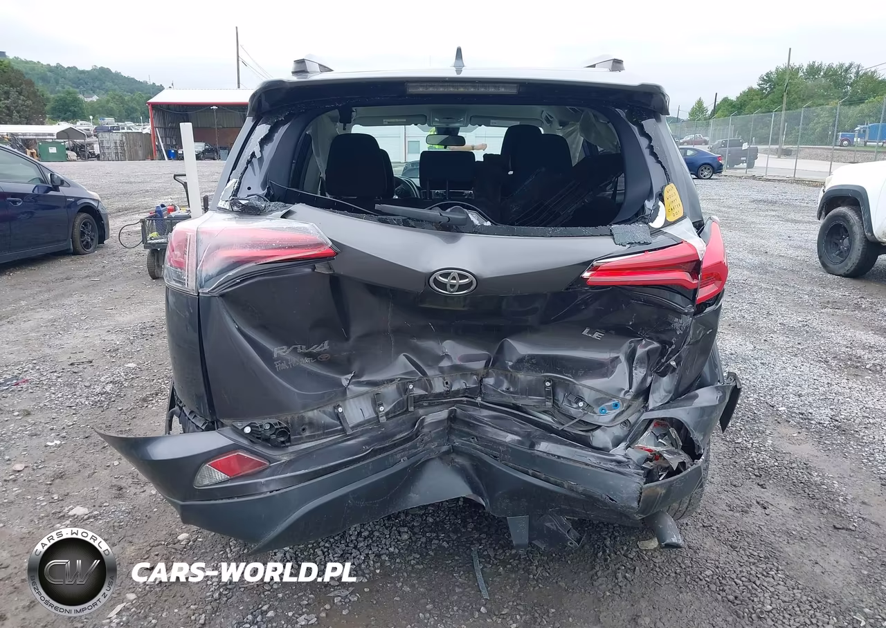 2018 Toyota Rav4 Le VIN:JTMZFREV0JJ154590 - 16