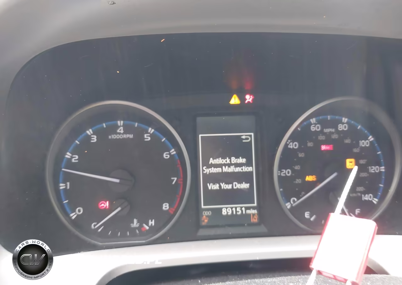 2018 Toyota Rav4 Le VIN:JTMZFREV0JJ154590 - 7