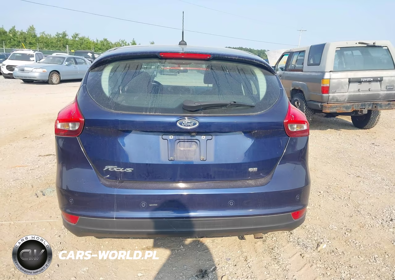 2016 Ford Focus Se VIN:1FADP3K22GL382155 - 16
