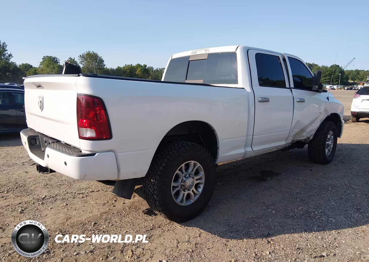 2016 Ram 2500 Big Horn VIN:3C6UR5DL7GG118472 - 4