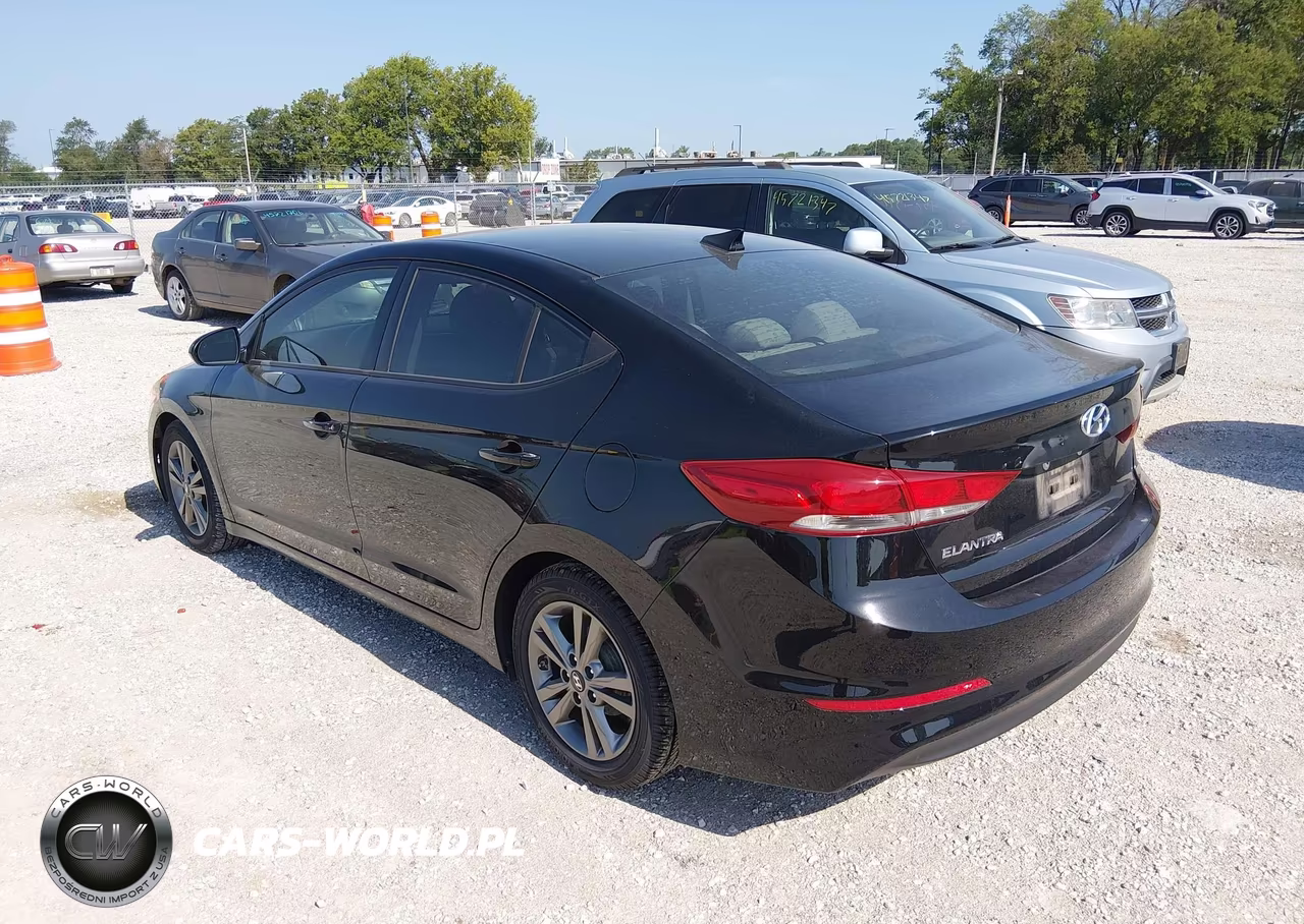2017 Hyundai Elantra Se VIN:5NPD84LF8HH025714 - 3