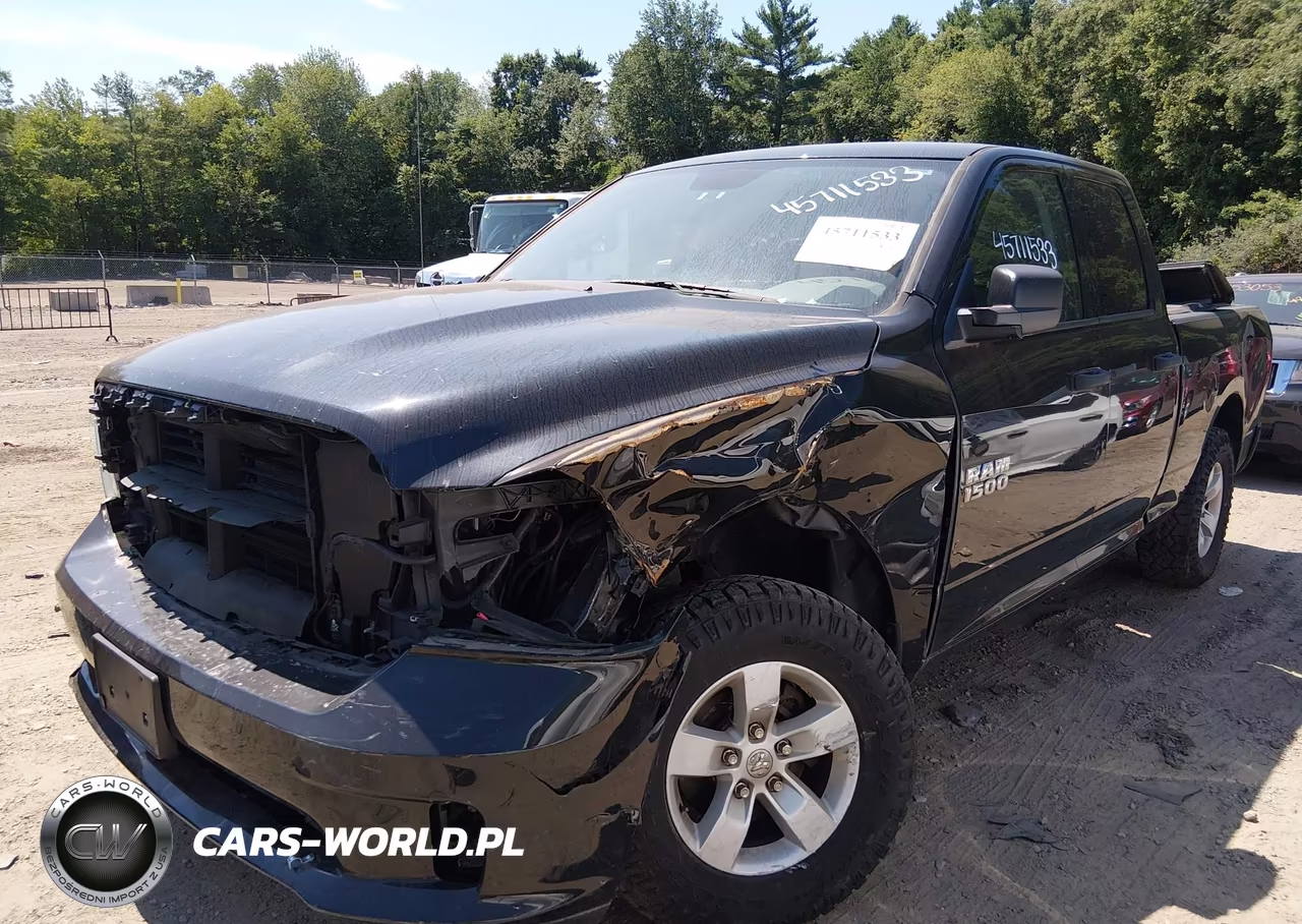 2018 Ram 1500 Express 4X4 6'4 Box VIN:1C6RR7FG2JS334571 - 2
