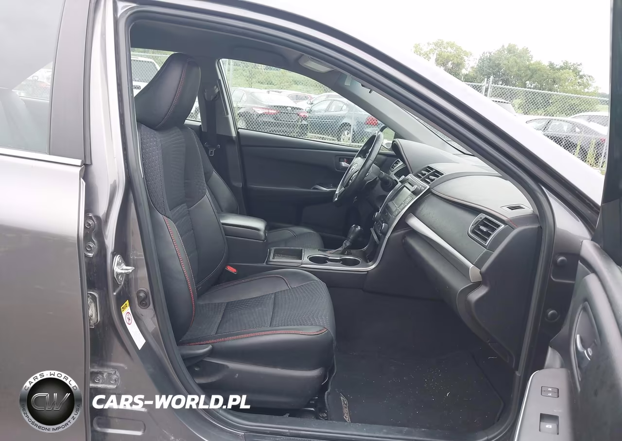 2015 Toyota Camry Se VIN:4T1BF1FK1FU927124 - 5